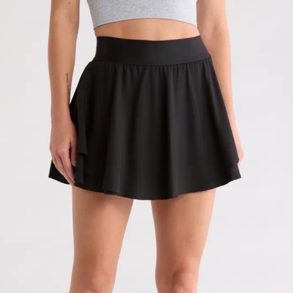 Lightstreme Perforated Hypersoft Skort